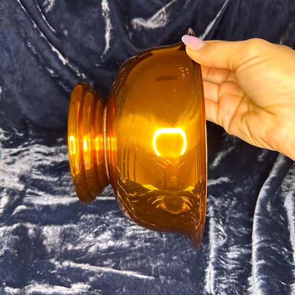 Vintage MCM Large Copper Bowl with Foot by Coppercraft Guild, Taunton Mass - Picture 5 of 10